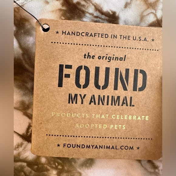 NWT Found My Animal Tie-Die Dog Bandana - Large - Chocolate, White and Sky Blue - Picture 6 of 9